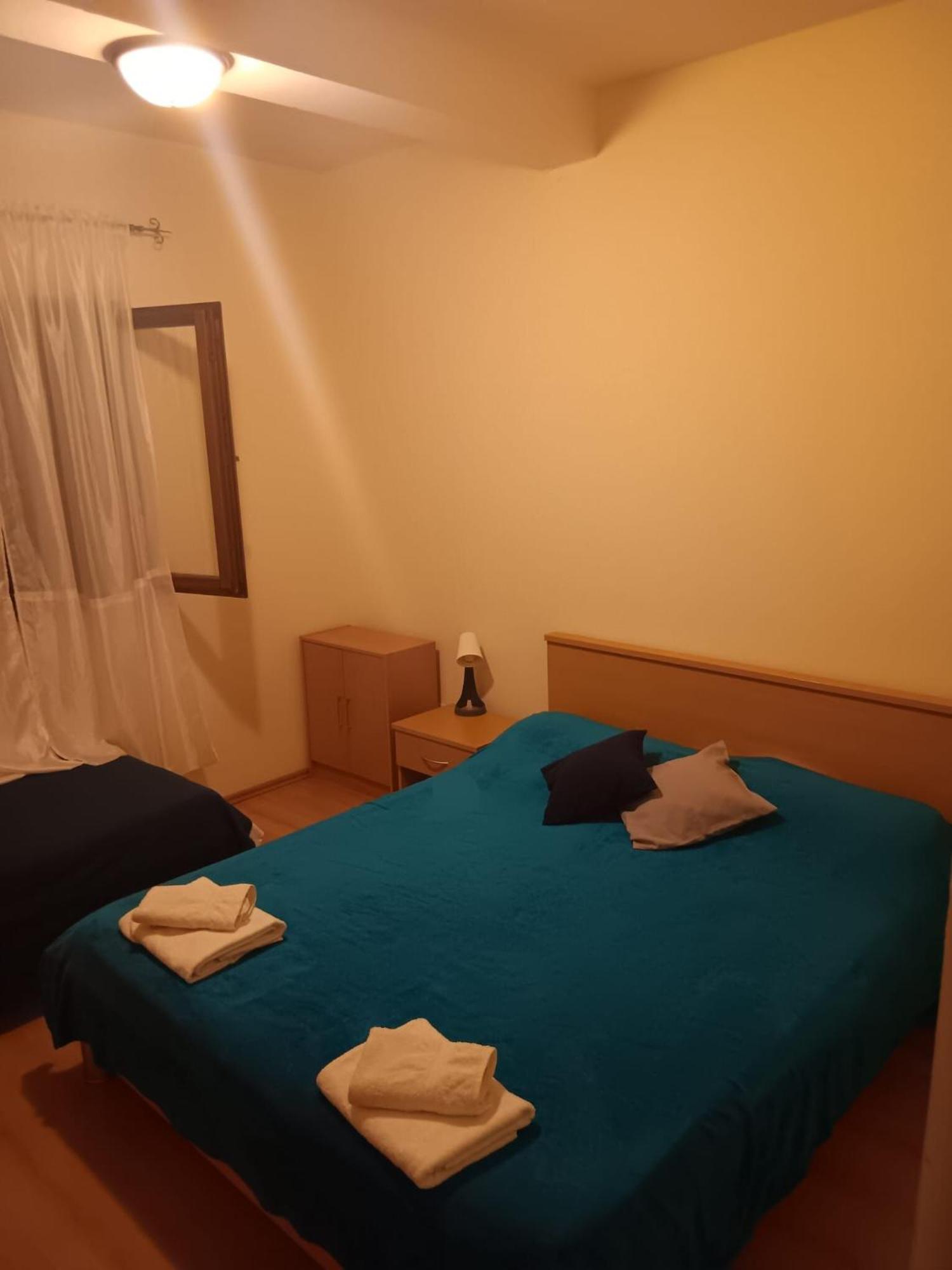 Apartments Luka Uble Zewnętrze zdjęcie